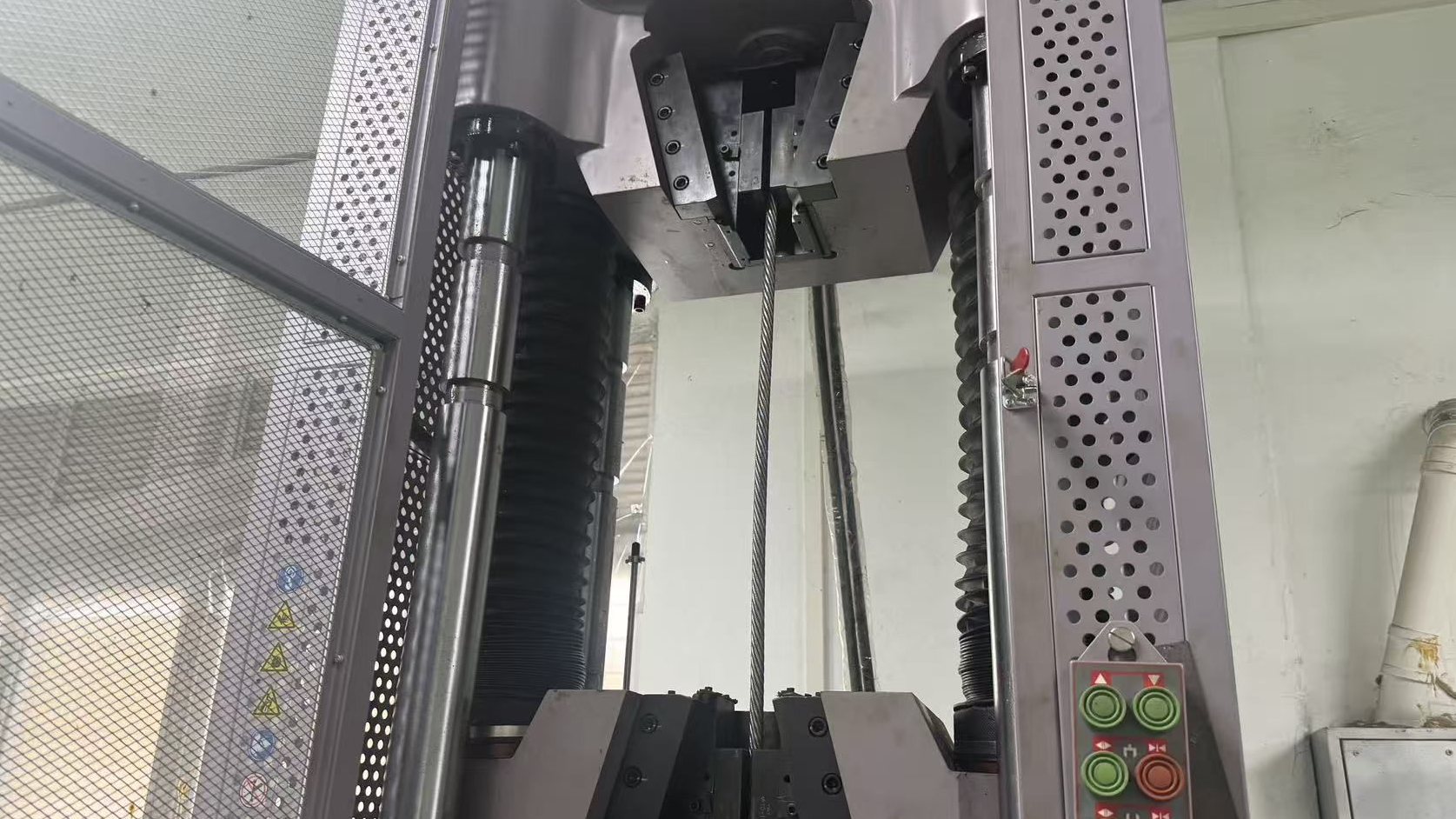 中翔钢丝绳最大力拉伸测试案例